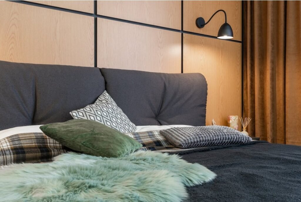 comfortable mattress, comfortable pillows